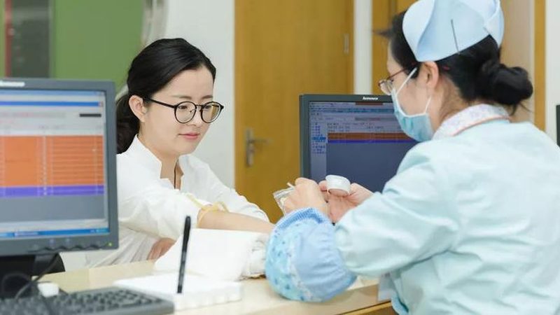 小标题：孕前体检的重要性